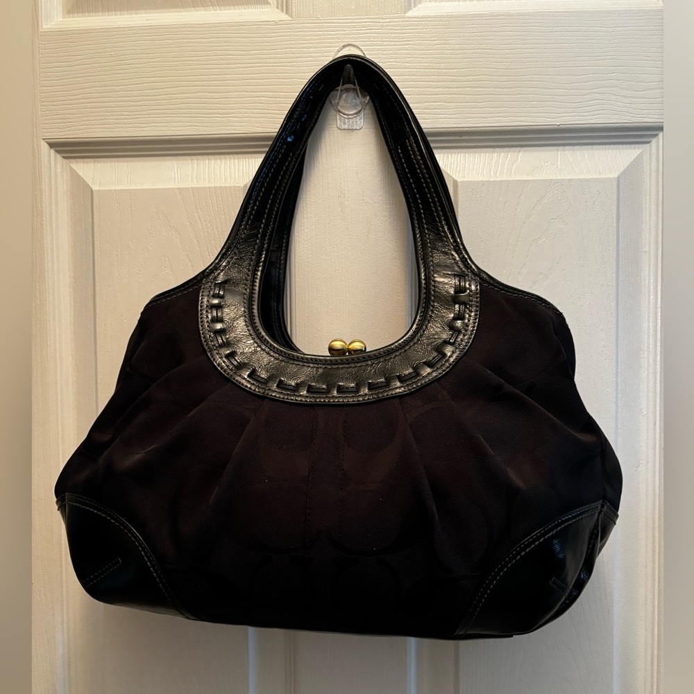 COPY - EUC Coach Signature Canvas Ergo Kiss Lock Leather Handbag Shoulder Bag - Picture 5 of 6